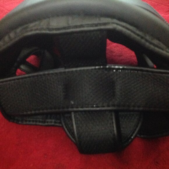 Pre-owned Elite Sports Boxing Helmet Headgear One Size Fits All - Picture 7 of 7